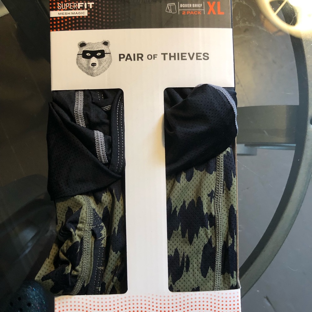 Men’s XL Pair of Theives Boxer Briefs in SuperFit Mesh Magic Style